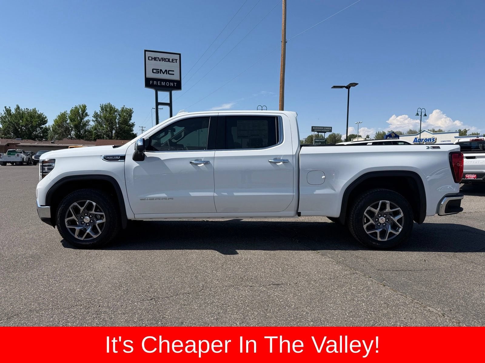 2026 GMC Sierra 1500 SLT