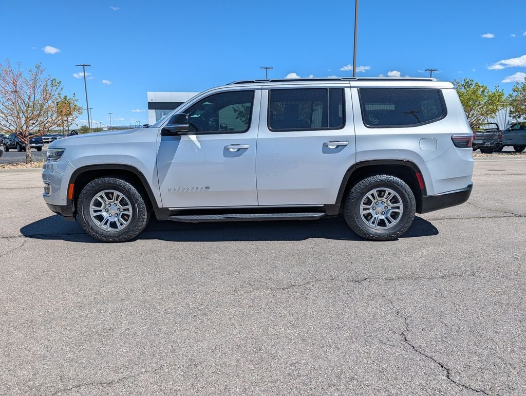 2024 Jeep Wagoneer Base