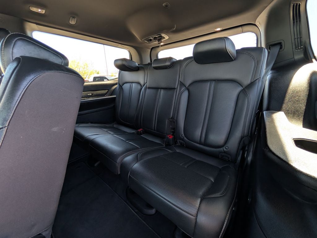 2024 Jeep Wagoneer Base