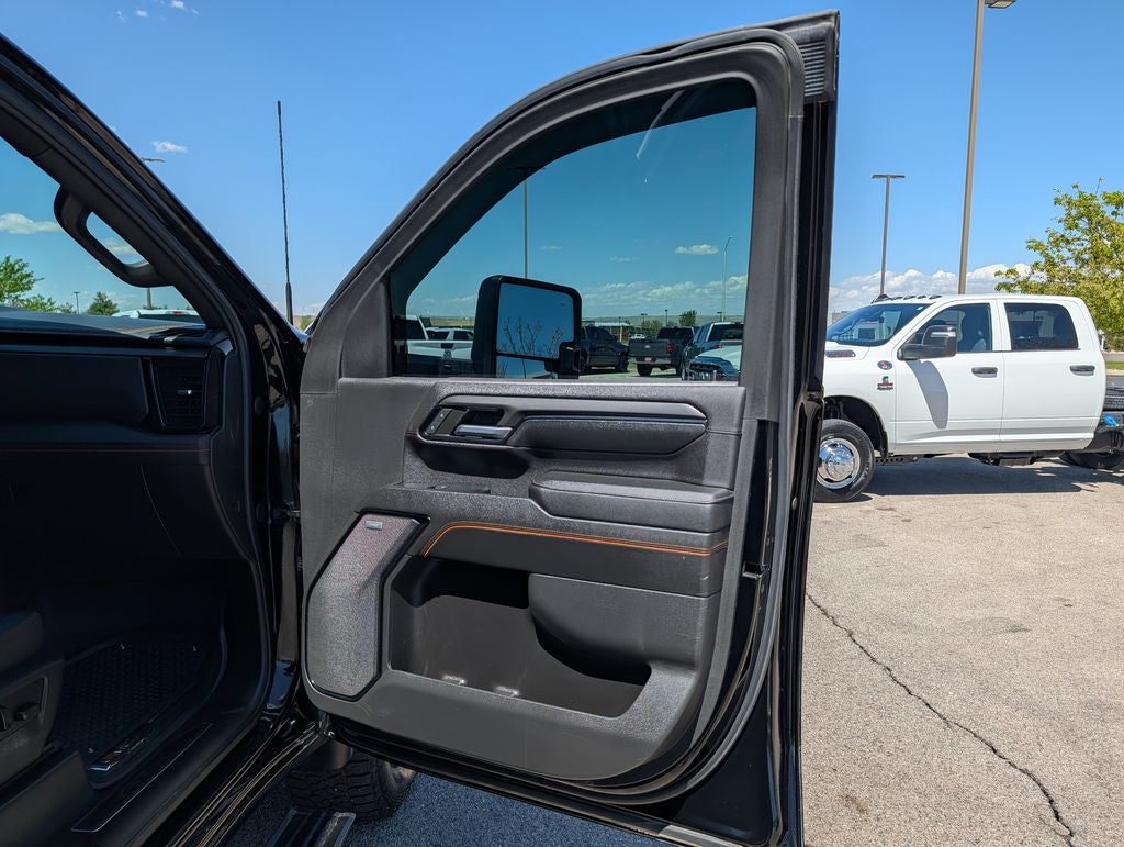 2024 GMC Sierra 3500HD AT4