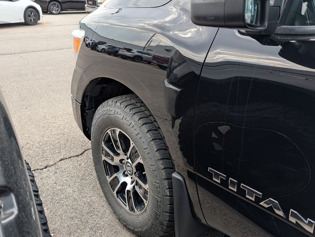 2021 Nissan Titan SV