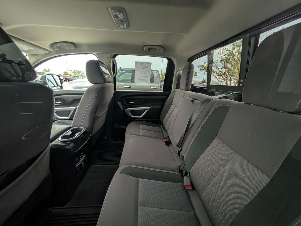 2021 Nissan Titan SV