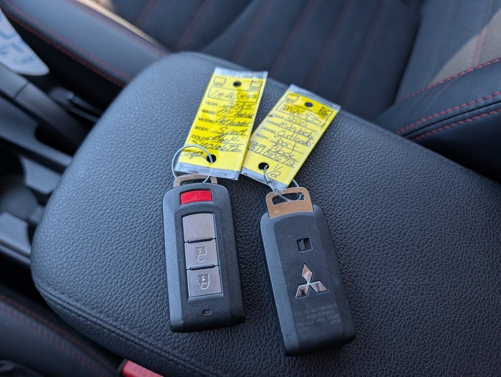 2025 Mitsubishi Outlander Sport Base