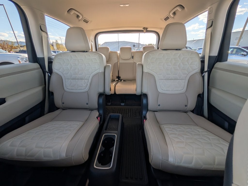 2026 Nissan Armada Platinum 4WD