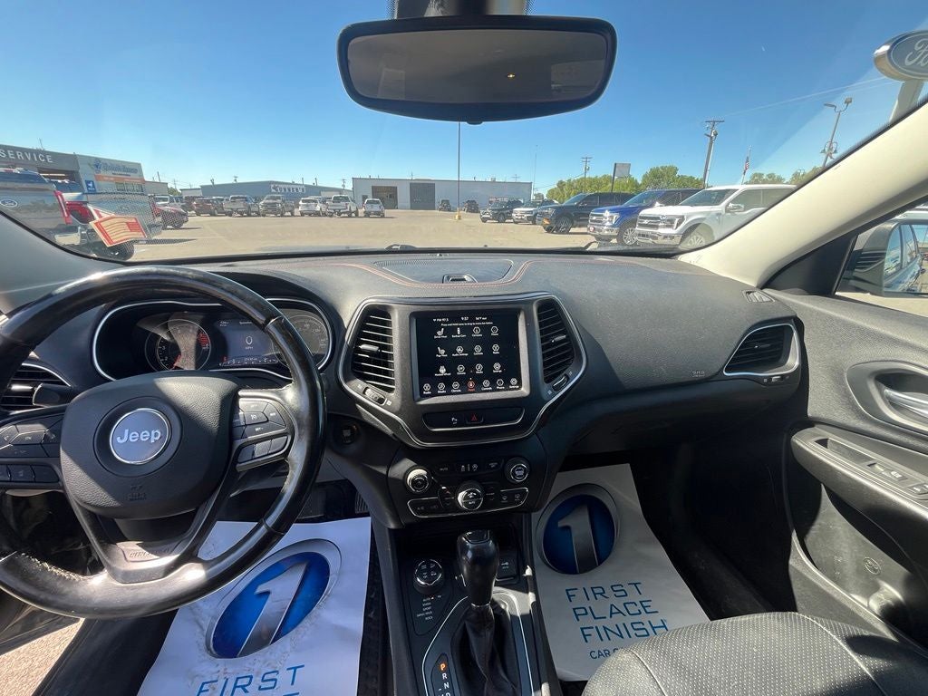 2020 Jeep Cherokee Trailhawk