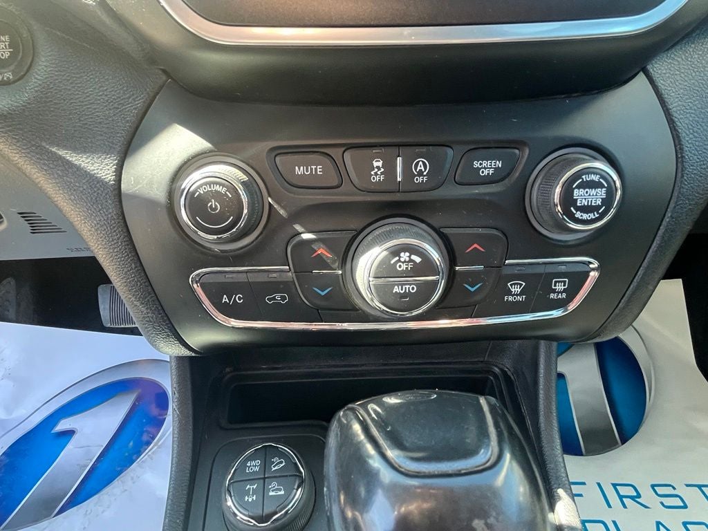 2020 Jeep Cherokee Trailhawk