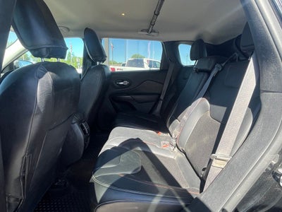 2020 Jeep Cherokee Trailhawk