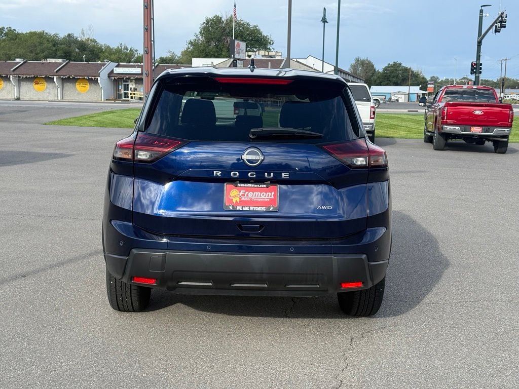 2025 Nissan Rogue SV AWD