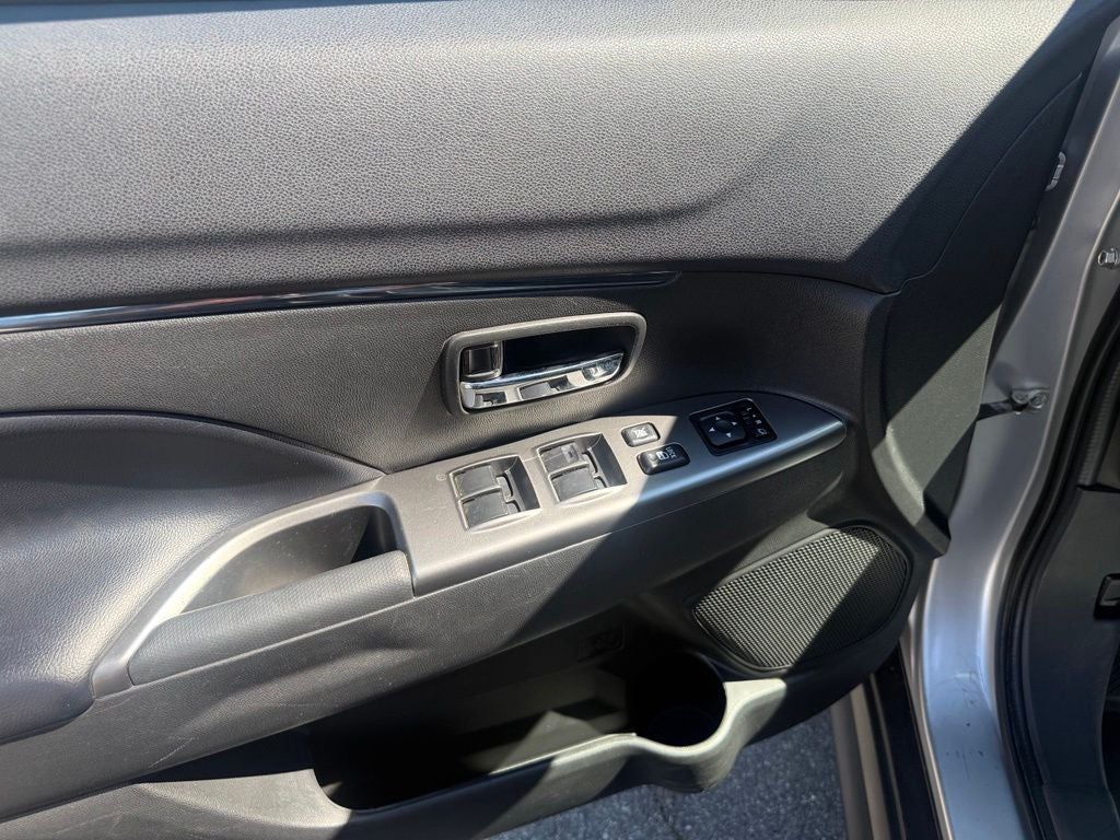 2024 Mitsubishi Outlander Sport 2.0 SE