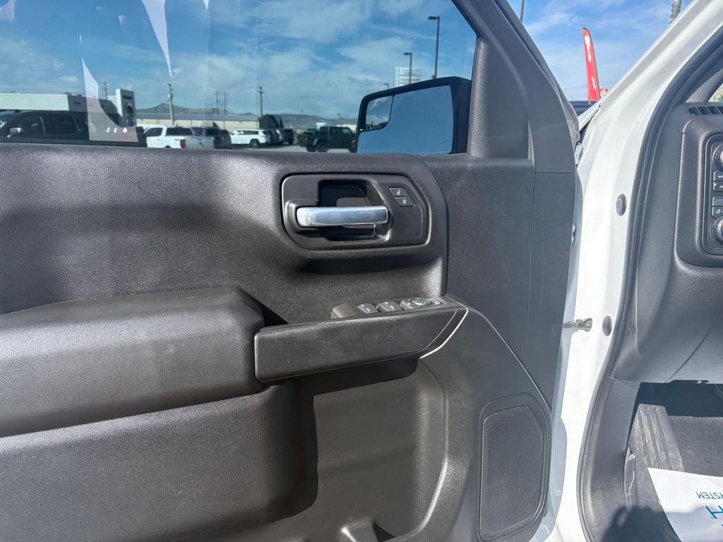 2021 Chevrolet Silverado 1500 Custom Trail Boss