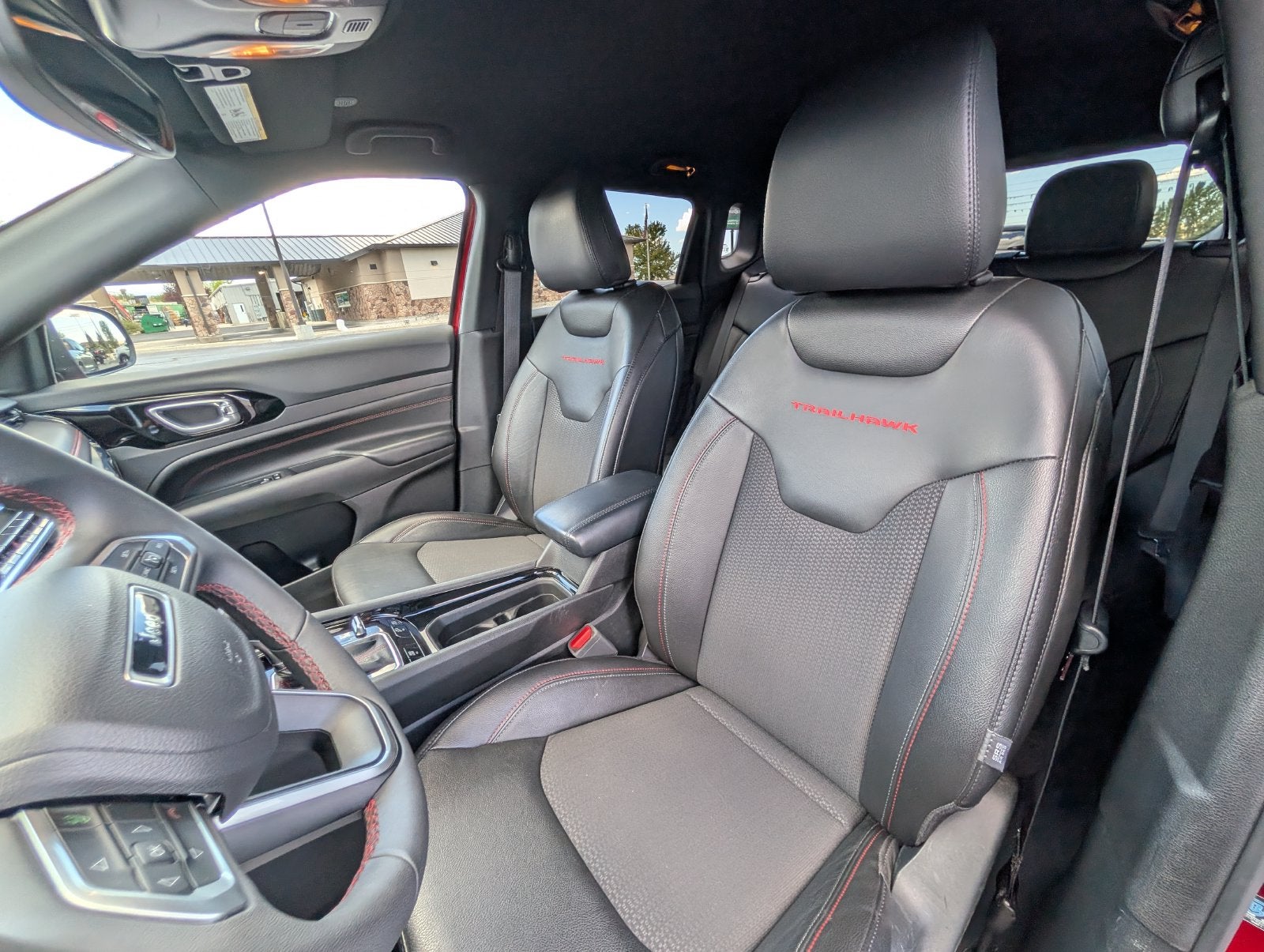 2025 Jeep Compass Trailhawk