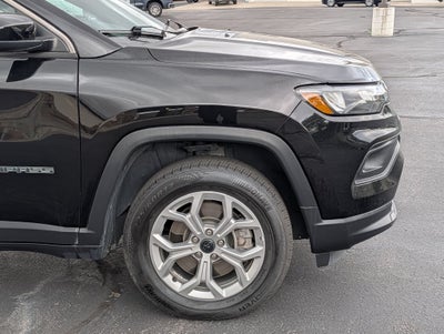 2025 Jeep Compass Latitude W/Sunroof