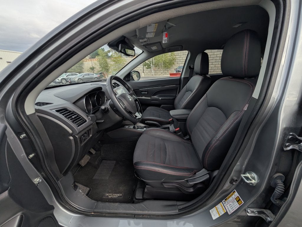 2025 Mitsubishi Outlander Sport 2.0 ES