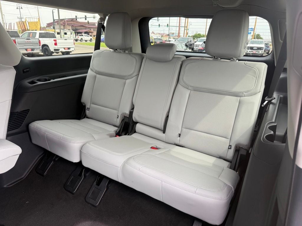 2027 Ford Expedition Max Platinum 30th Anniversary Pkg