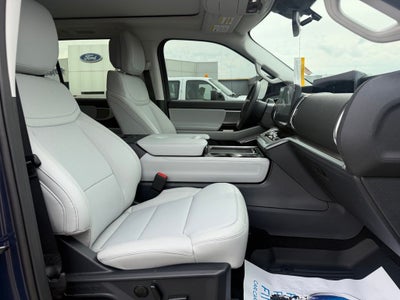 2027 Ford Expedition Max Platinum 30th Anniversary Pkg