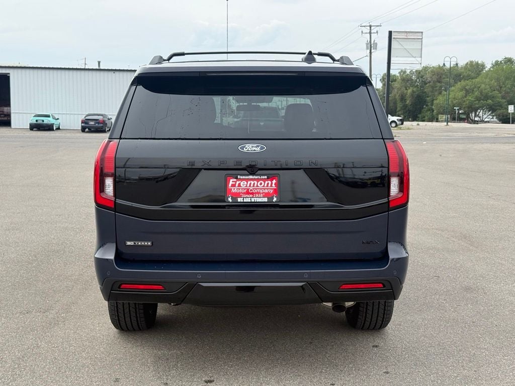 2027 Ford Expedition Max Platinum 30th Anniversary Pkg