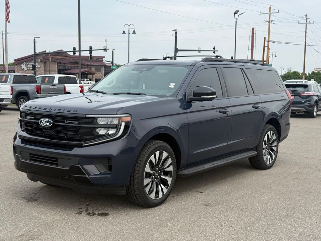 2027 Ford Expedition Max Platinum 30th Anniversary Pkg