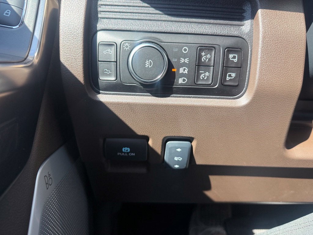 2027 Ford F-350SD King Ranch