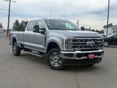 2027 Ford F-350SD Lariat