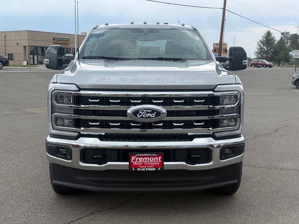 2027 Ford F-350SD Lariat