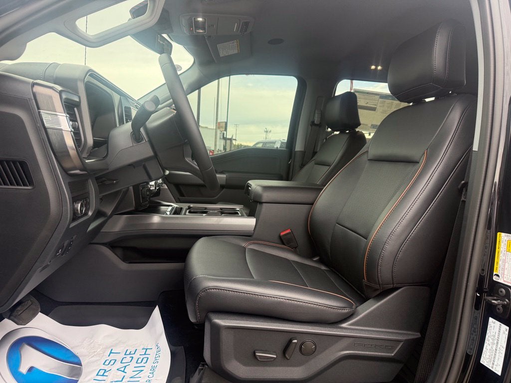 2027 Ford F-350SD Lariat DRW