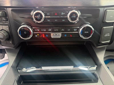 2027 Ford F-350SD Lariat DRW