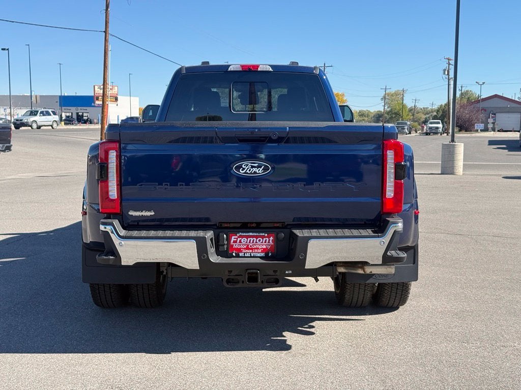 2027 Ford F-350SD Lariat DRW