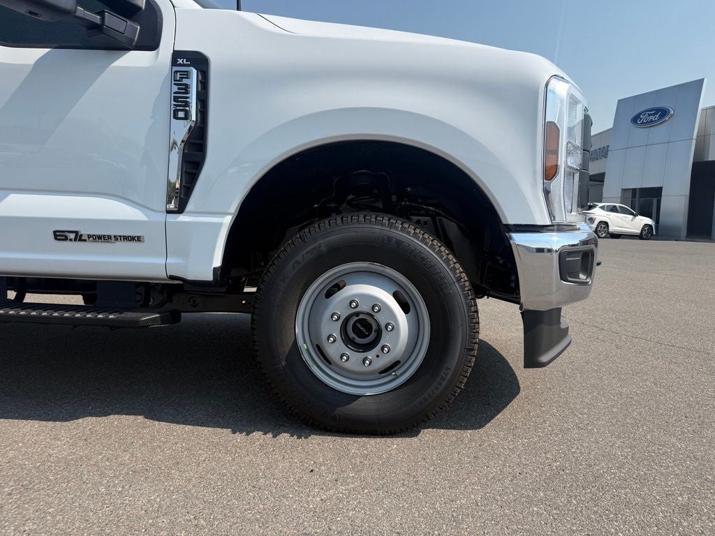 2026 Ford F-350SD XL DRW
