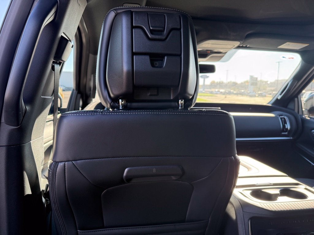 2027 Ford Expedition Max MAX Platinum