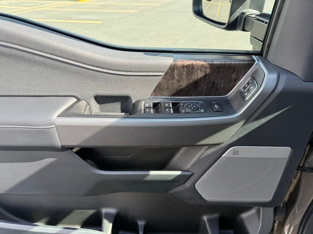 2026 Ford F-350SD Lariat DRW