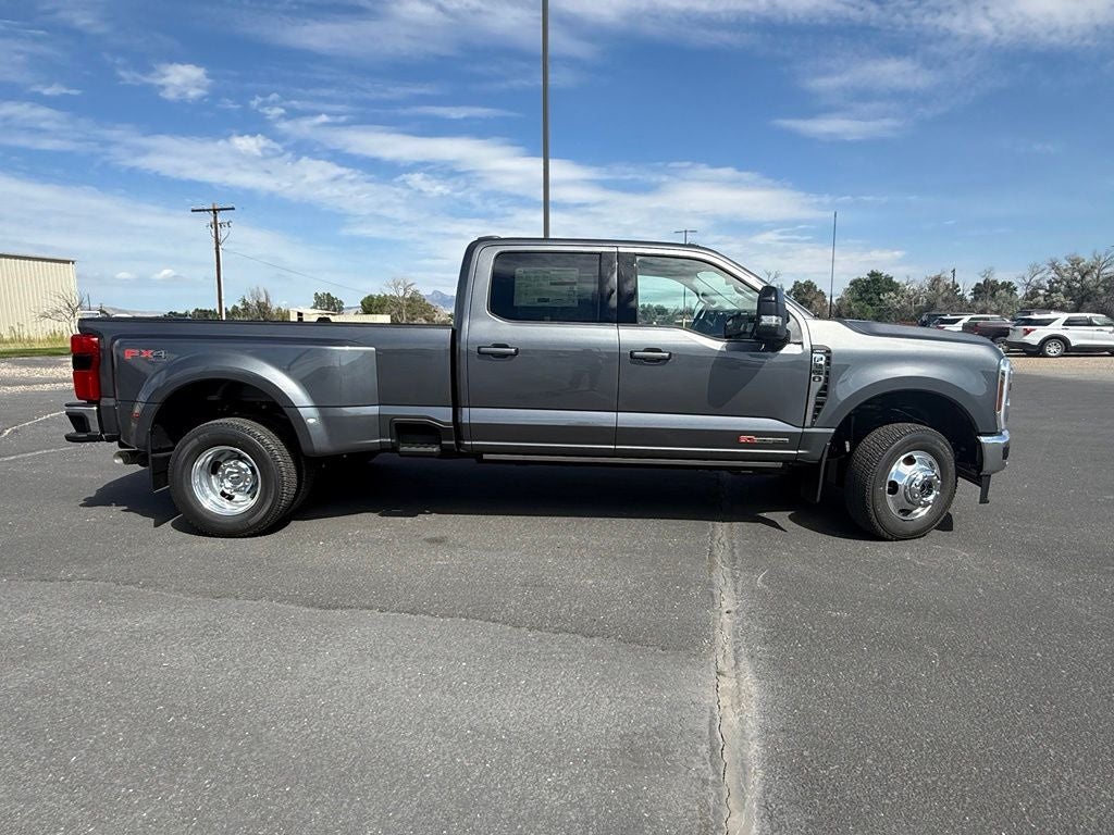 2026 Ford F-350SD Lariat DRW
