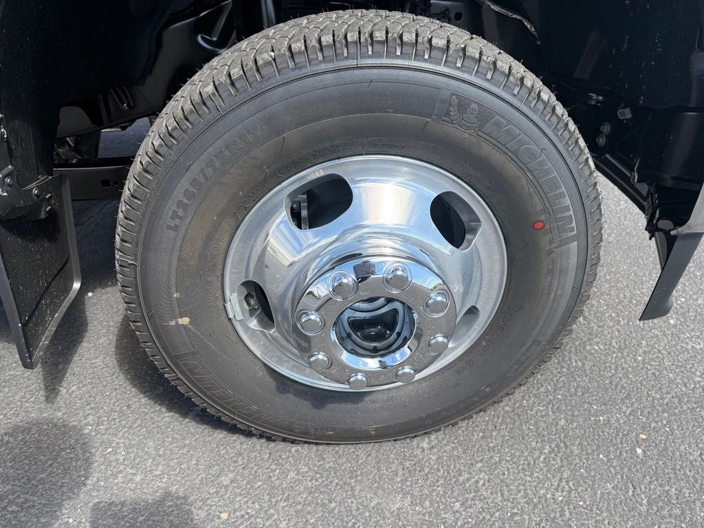 2026 Ford F-350SD Lariat DRW