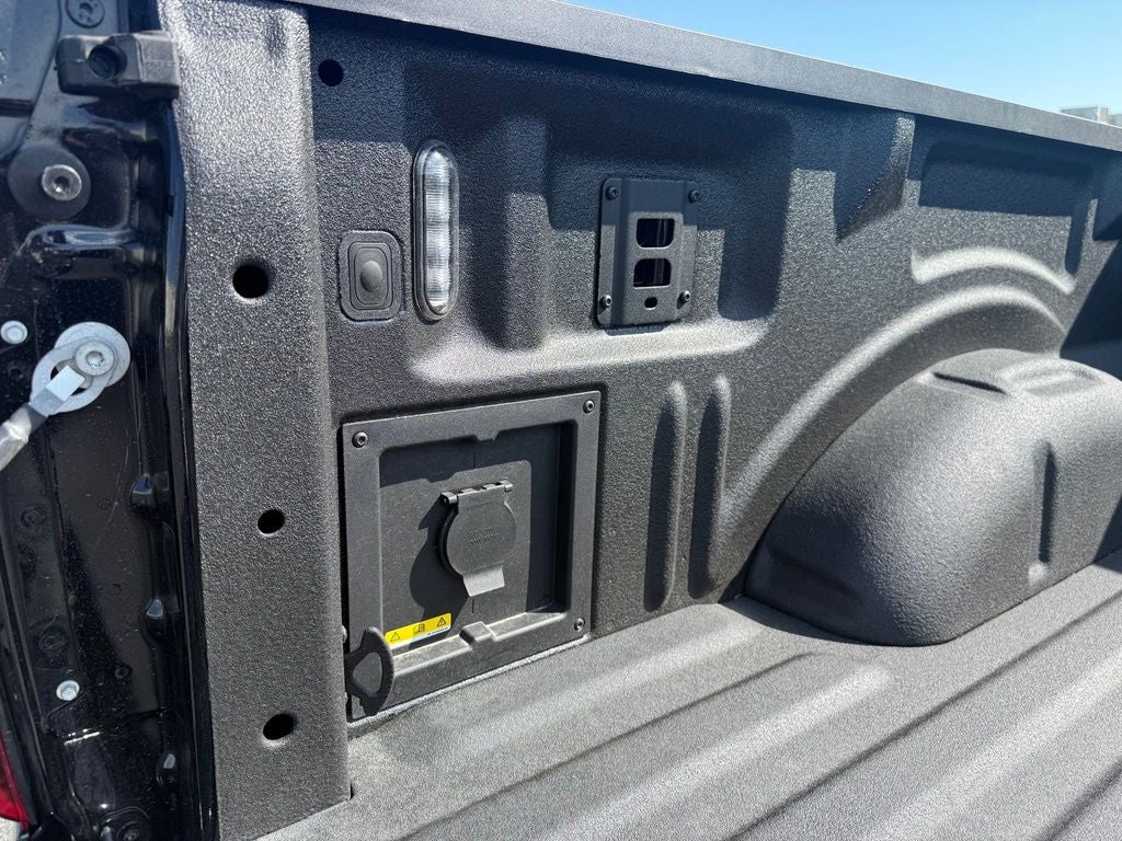 2026 Ford F-150 Lariat - Photo 8
