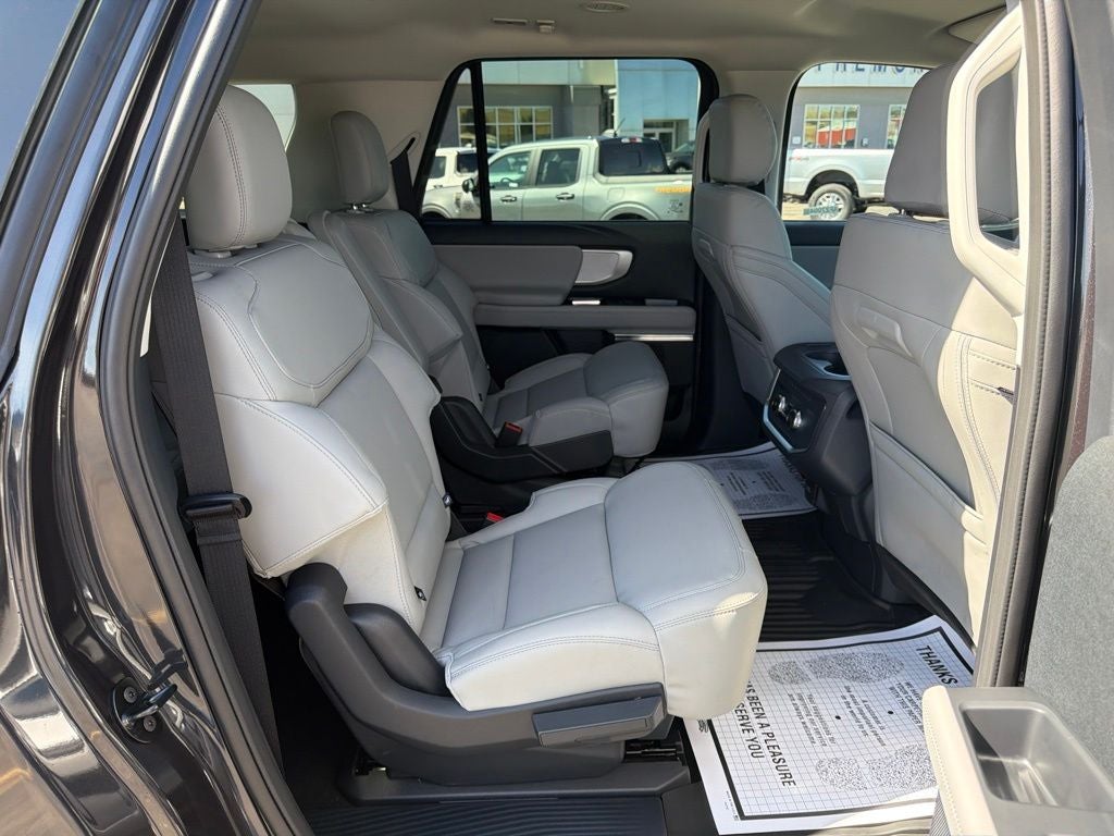 2027 Ford Expedition Max Active