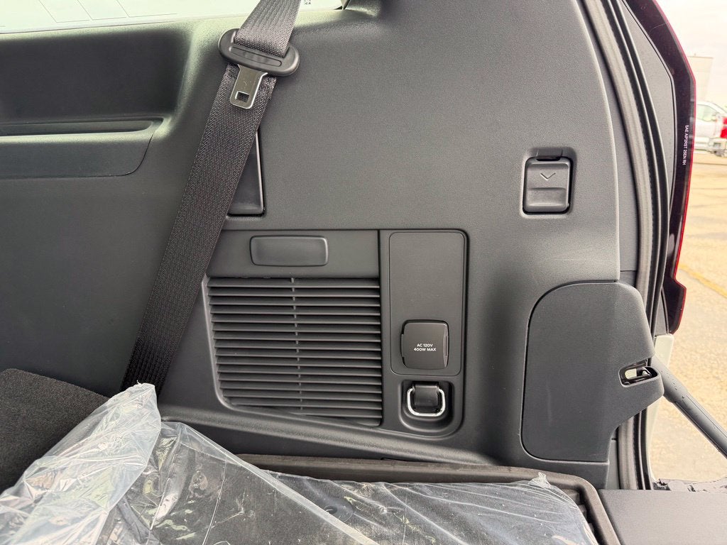 2027 Ford Expedition Active