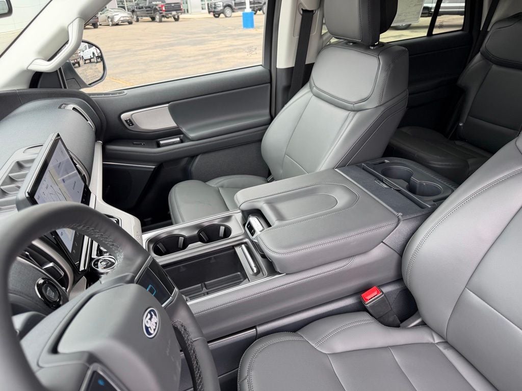 2027 Ford Expedition Active