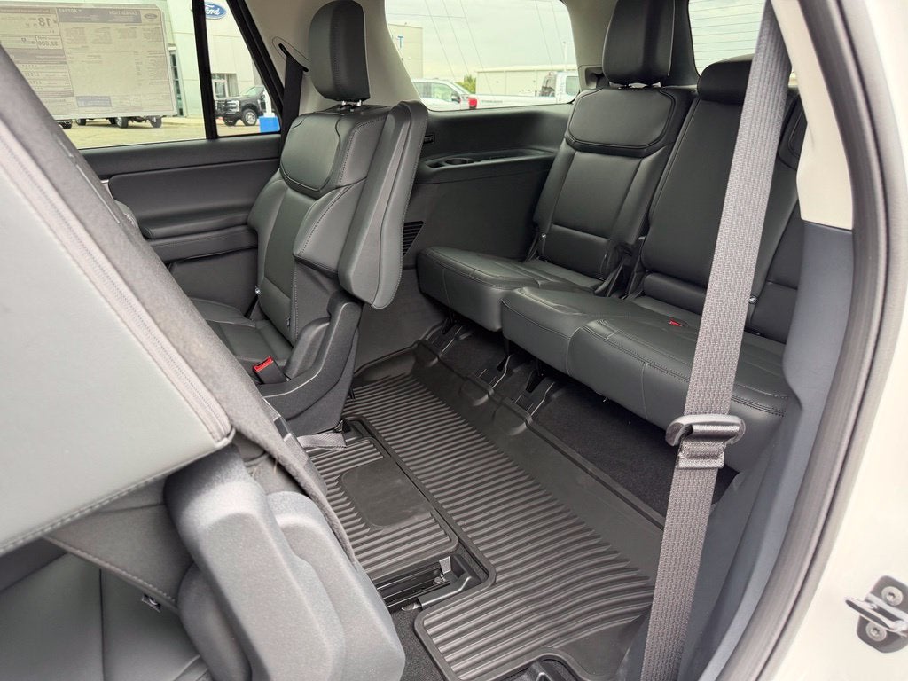 2027 Ford Expedition Active