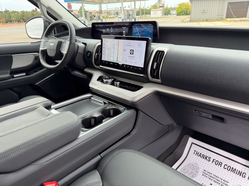2027 Ford Expedition Active