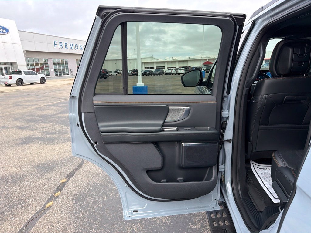 2027 Ford Expedition Tremor