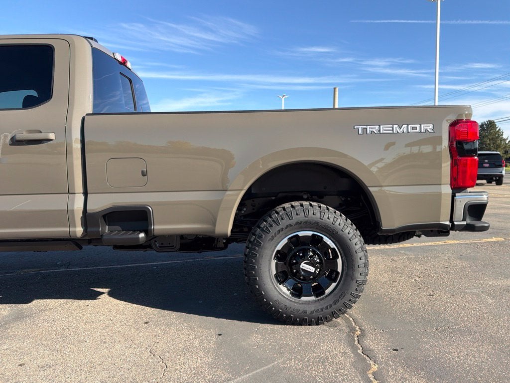2027 Ford F-350SD Lariat Tremor