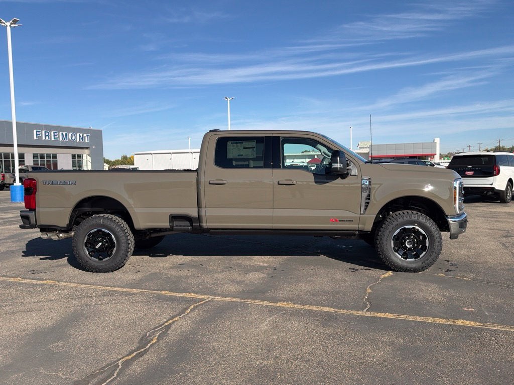 2027 Ford F-350SD Lariat Tremor