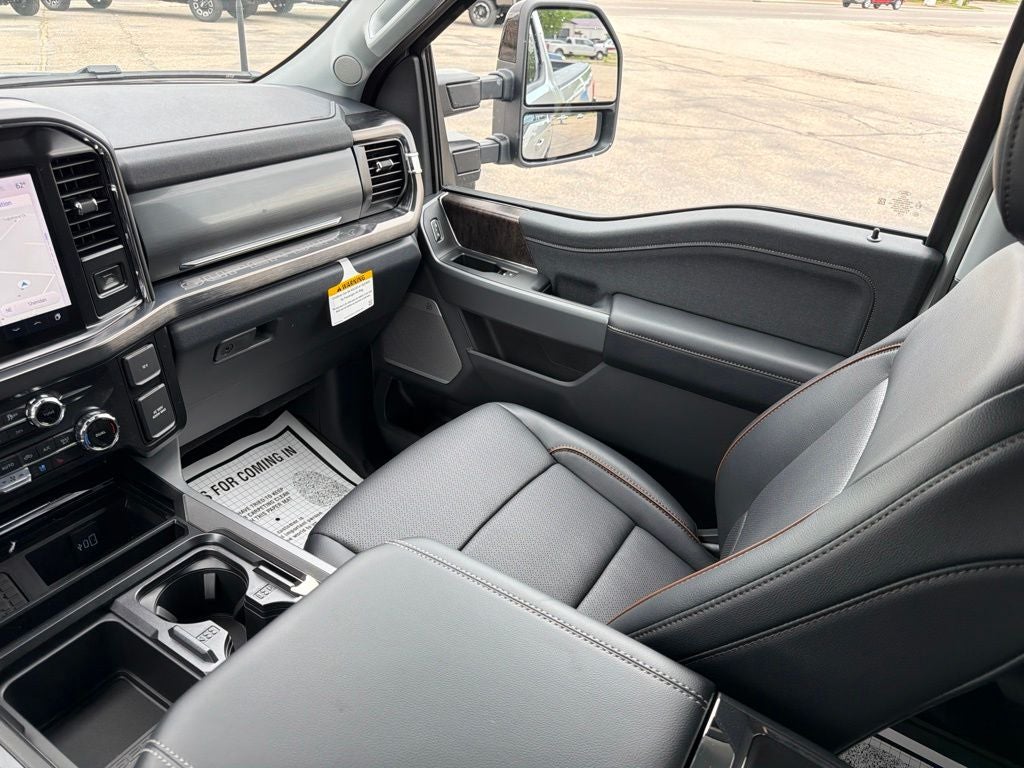 2026 Ford F-350SD Lariat Black Appearance Pkg.