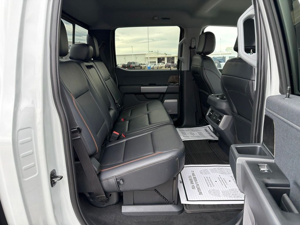 2026 Ford F-350SD Lariat Black Appearance Pkg.