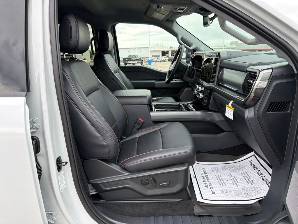 2026 Ford F-350SD Lariat Black Appearance Pkg.