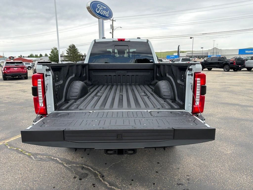 2026 Ford F-350SD Lariat Black Appearance Pkg.