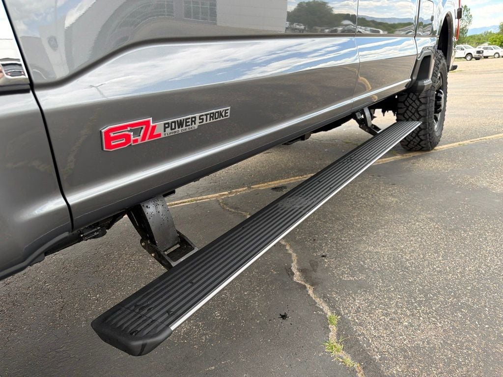 2026 Ford F-350SD Lariat Tremor