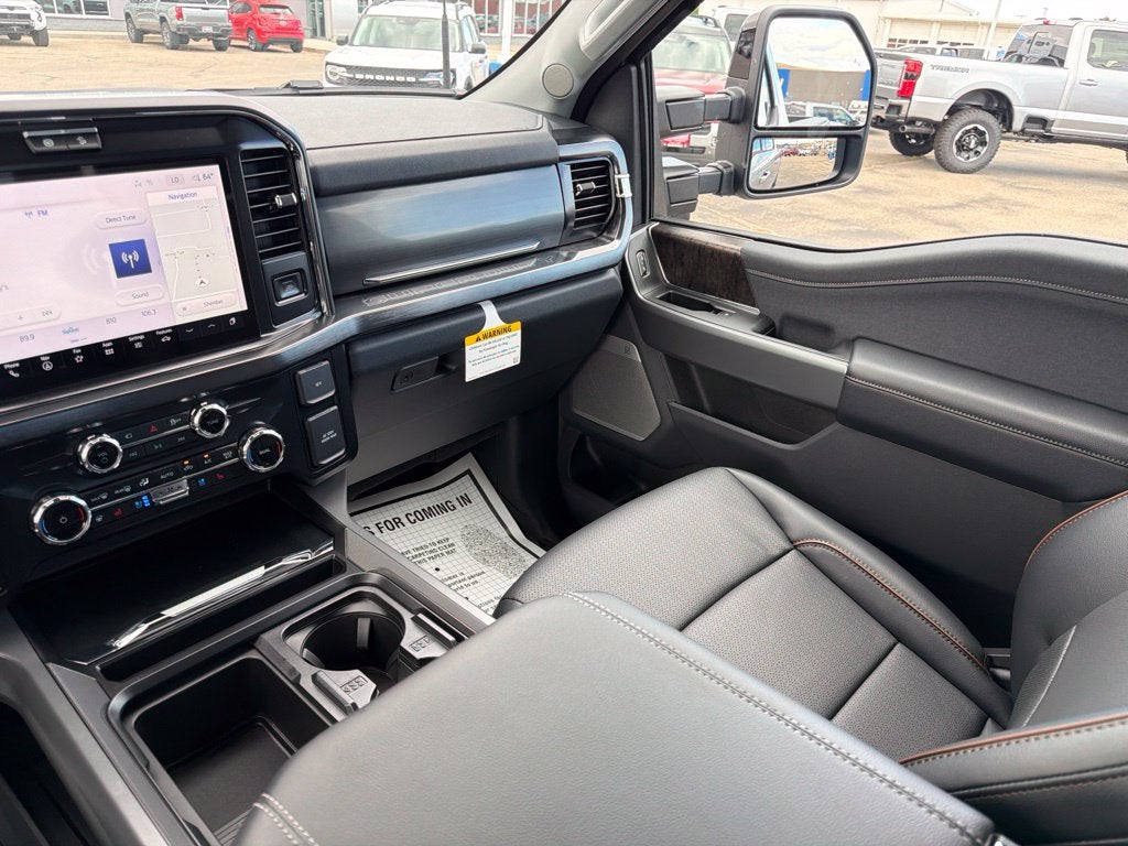 2027 Ford F-350SD Lariat Black Appearance Pkg.