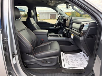 2027 Ford F-350SD Lariat Black Appearance Pkg.