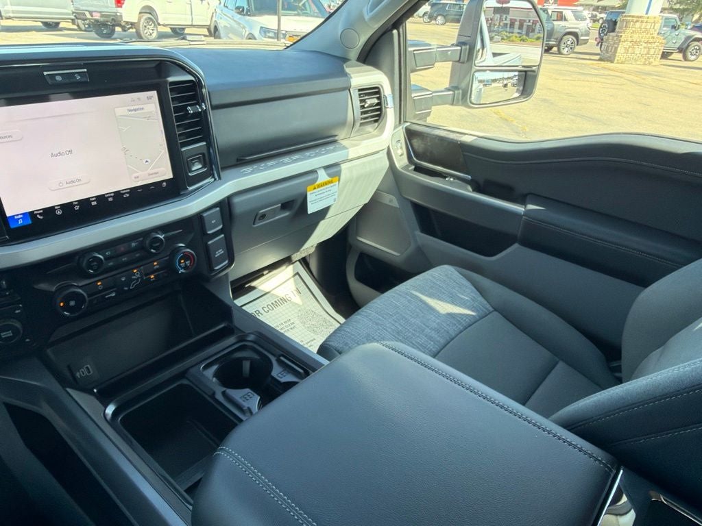 2026 Ford F-350SD XLT Premium DRW