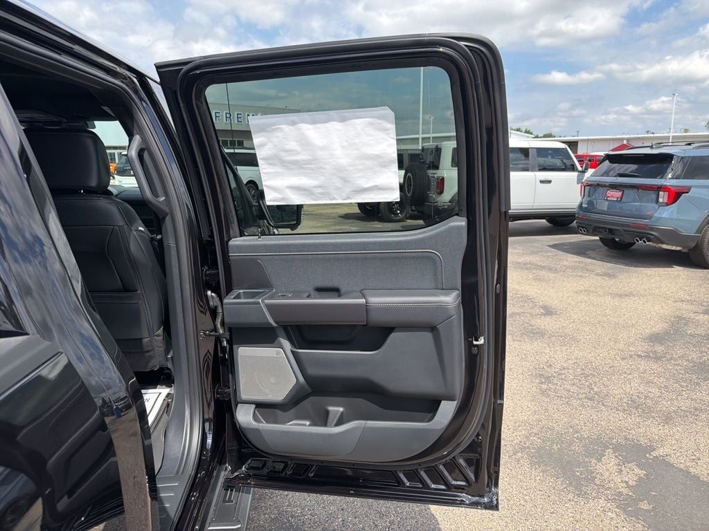 2026 Ford F-150 Lariat Black Appearance Pkg.
